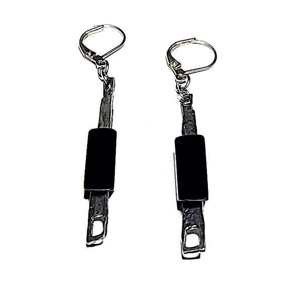 Black zipper pull pewter artisan earrings - Picture 1 of 7